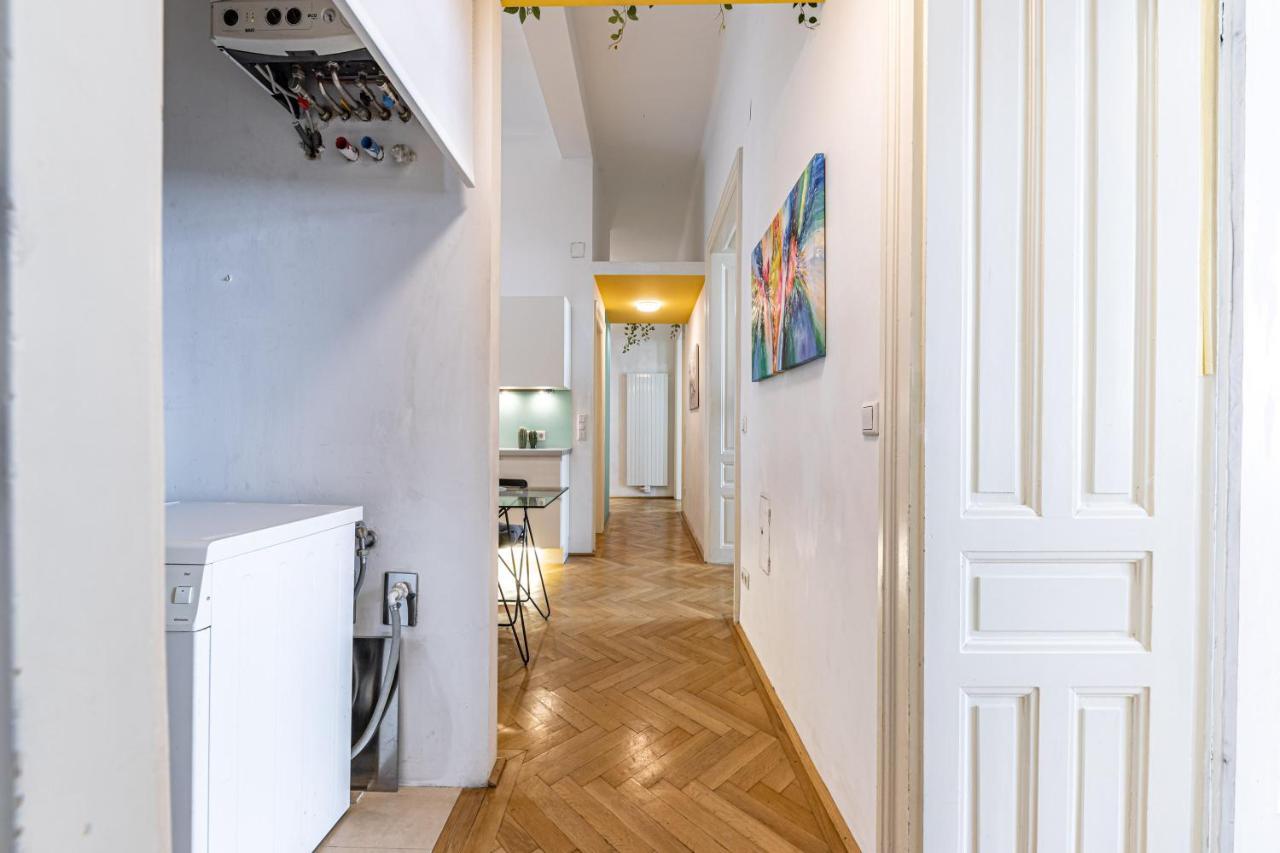 The Hub Vienna By Jr City Apartments Bagian luar foto